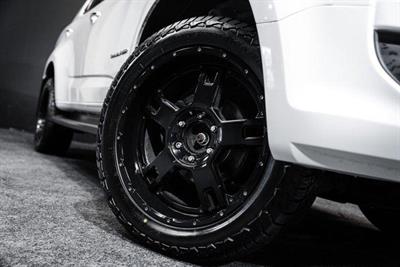 2017 Holden Trailblazer - Thumbnail