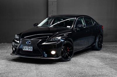 2013 Lexus IS 300h