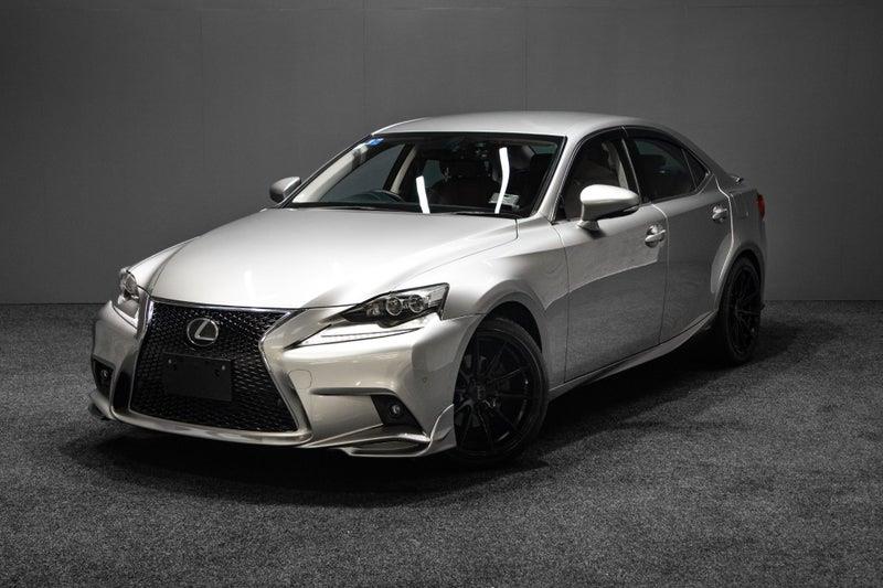 2013 Lexus IS 300h