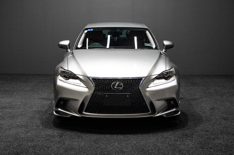 2013 Lexus IS 300h