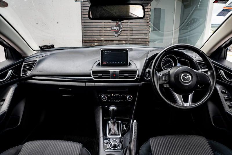2014 Mazda Axela