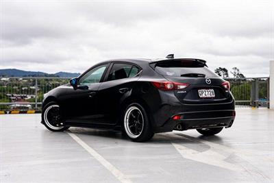 2014 Mazda Axela - Thumbnail