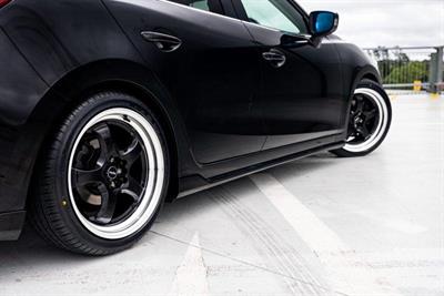 2014 Mazda Axela - Thumbnail