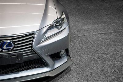 2013 Lexus IS 300h - Thumbnail