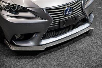2013 Lexus IS 300h - Thumbnail
