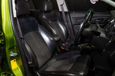 2015 Holden Cruze - Thumbnail