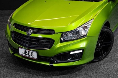 2015 Holden Cruze - Thumbnail
