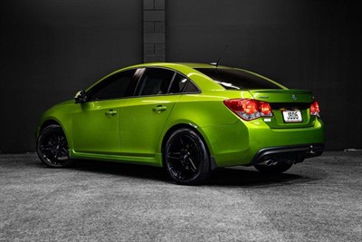 2015 Holden Cruze - Thumbnail