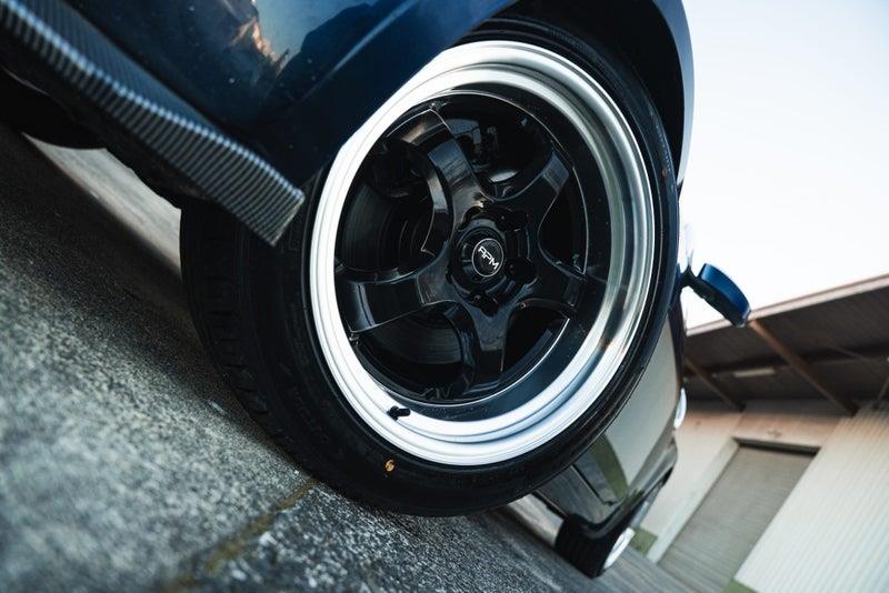 2007 Nissan Fairlady