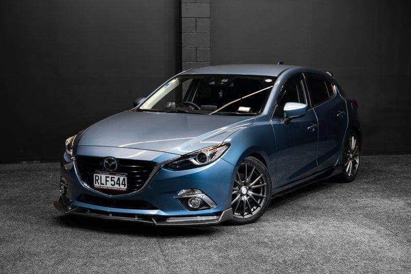 2014 Mazda Axela