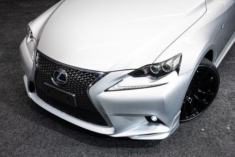 2013 Lexus IS 300h