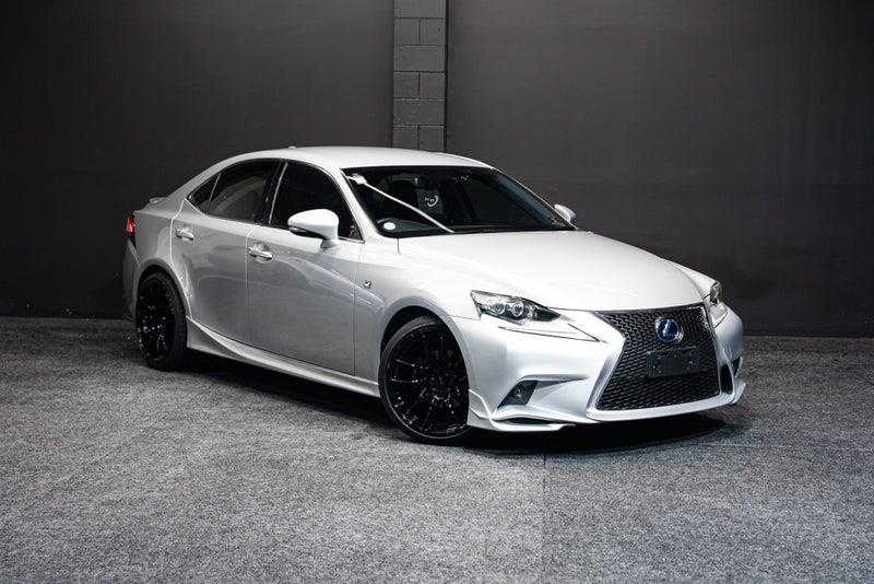 2013 Lexus IS 300h
