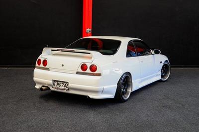 1997 Nissan Skyline - Thumbnail