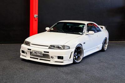 1997 Nissan Skyline - Thumbnail