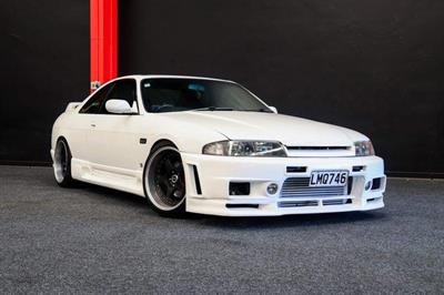1997 Nissan Skyline - Thumbnail