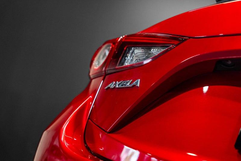 2014 Mazda Axela