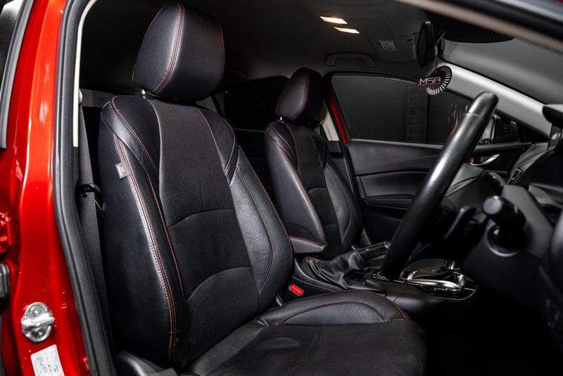 2014 Mazda Axela