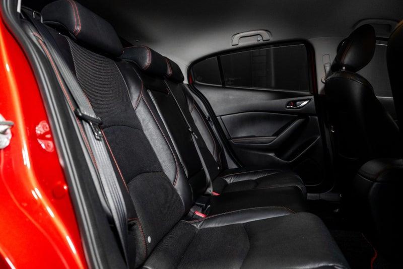 2014 Mazda Axela