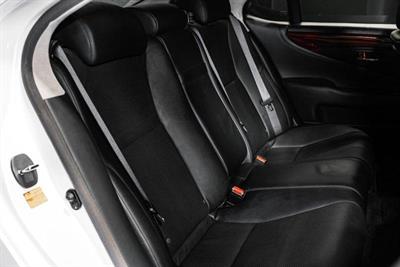 2007 Lexus LS 460 - Thumbnail