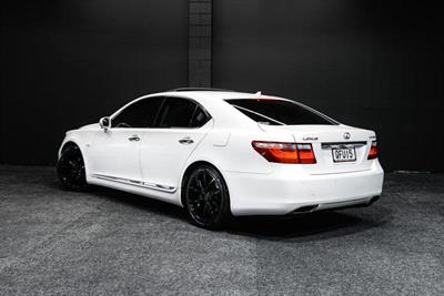 2007 Lexus LS 460 - Thumbnail