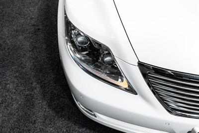 2007 Lexus LS 460 - Thumbnail