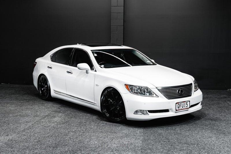 2007 Lexus LS 460