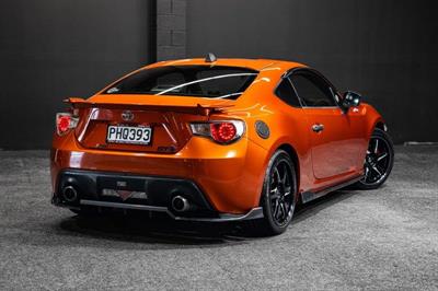2012 Toyota 86 - Thumbnail