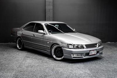 1999 Nissan Laurel - Thumbnail