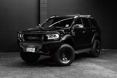 2016 Ford Everest - Thumbnail