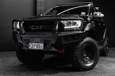 2016 Ford Everest - Thumbnail