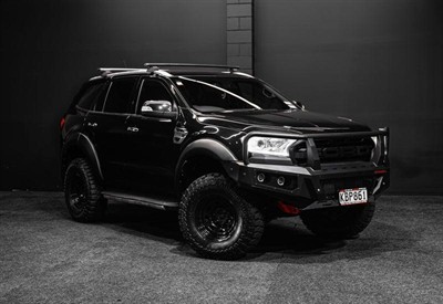 2016 Ford Everest - Thumbnail