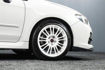 2014 Subaru Levorg - Thumbnail