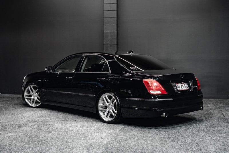2004 Toyota Crown