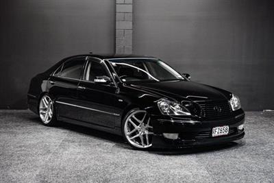 2004 Toyota Crown - Thumbnail