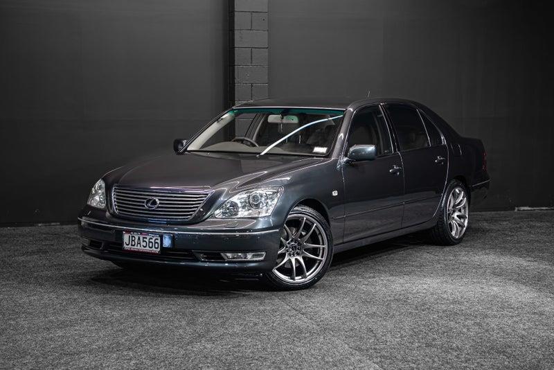 2004 Lexus LS 430