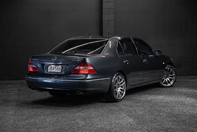 2004 Lexus LS 430 - Thumbnail