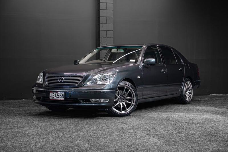 2004 Lexus LS 430