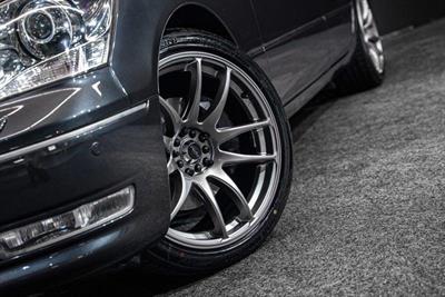 2004 Lexus LS 430 - Thumbnail