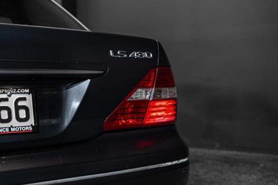2004 Lexus LS 430 - Thumbnail