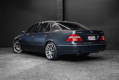 2004 Lexus LS 430 - Thumbnail