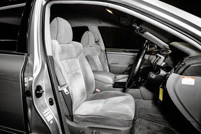 2004 Toyota Crown - Thumbnail