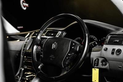 2004 Toyota Crown - Thumbnail