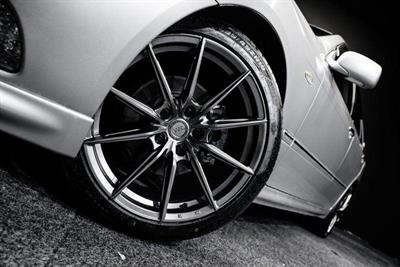 2004 Toyota Crown - Thumbnail