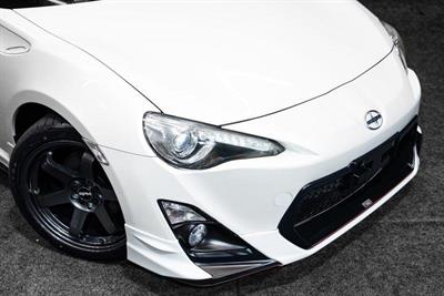 2012 Toyota 86 - Thumbnail
