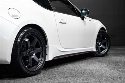 2012 Toyota 86 - Thumbnail