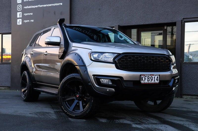 2016 Ford Everest