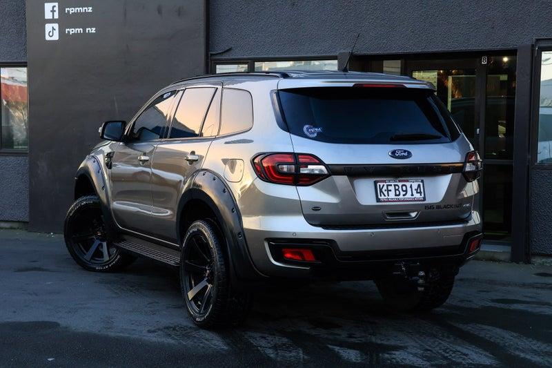 2016 Ford Everest