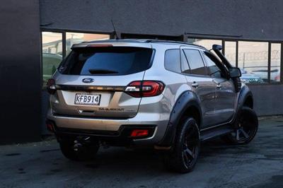 2016 Ford Everest - Thumbnail