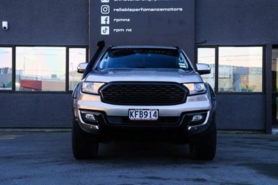 2016 Ford Everest - Thumbnail