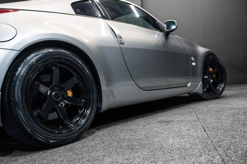 2005 Nissan Fairlady